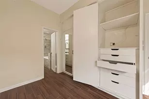 7937 Woodway Dr, Houston, TX 77063 - Photo 37