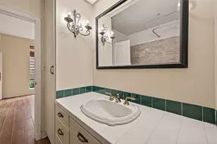 7937 Woodway Dr, Houston, TX 77063 - Photo 35