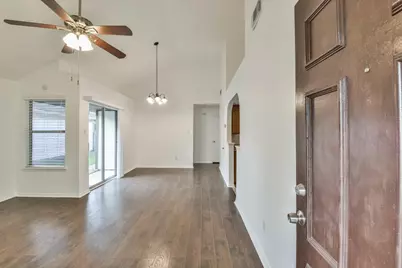 11518 Highland Meadow Drive, Houston, TX 77089 - Photo 3
