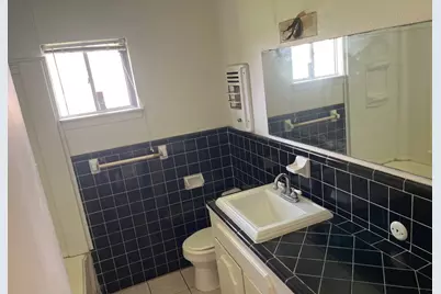 419 Lee Avenue, Jones Creek, TX 77541 - Photo 7