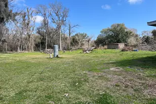 419 Lee Ave, Jones Creek, TX 77541 - Photo 13