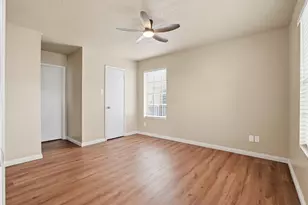 2750 Holly Hall St, Houston, TX 77054 - Photo 17