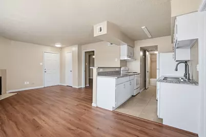 2750 Holly Hall Street #506, Houston, TX 77054 - Photo 9