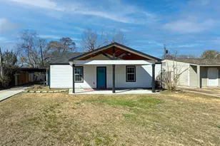 7703 McHenry St, Houston, TX 77087 - Photo 1