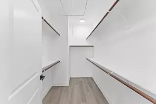 4217 Rogers St, Houston, TX 77022 - Photo 9