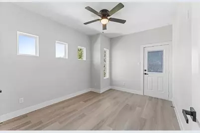 4217 Rogers Street, Houston, TX 77022 - Photo 15