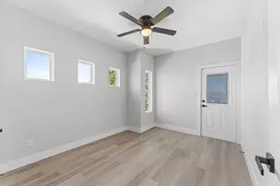 4217 Rogers St, Houston, TX 77022 - Photo 15