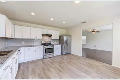 15002 Sunset Bay Court, Humble, TX 77396 - Photo 7