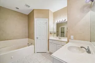 1950 Gentryside Dr, Houston, TX 77077 - Photo 15