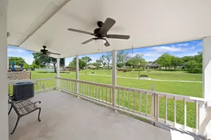 406 Lazy Ln, Montgomery, TX 77356 - Photo 3