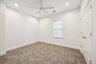 5402 Jonathan Ln, Houston, TX 77011 - Photo 27