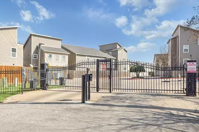 5402 Jonathan Lane, Houston, TX 77011 - Photo 31