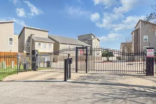 5402 Jonathan Ln, Houston, TX 77011 - Photo 31