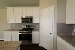 2508 Clydesdale Ln, Alvin, TX 77511 - Photo 3
