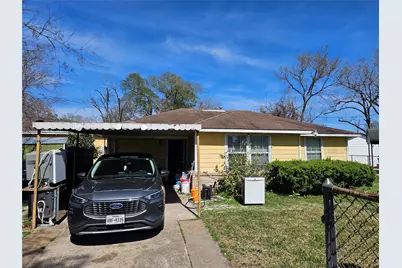 121 Norview Drive, Houston, TX 77022 - Photo 1