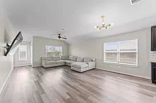 31502 Kailua Dr, Hockley, TX 77447 - Photo 3