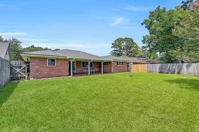 1630 Beachcomber Lane, Houston, TX 77062 - Photo 27