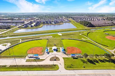 4107 Twin Lakes Trl, Pearland, TX 77584 - Photo 31
