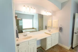 2803 Woodland Glen Ln, Conroe, TX 77385 - Photo 17