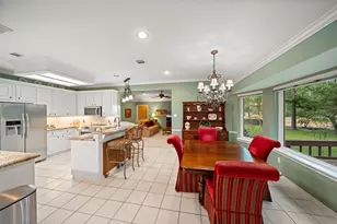 15204 Jamaica Dr, Willis, TX 77318 - Photo 9