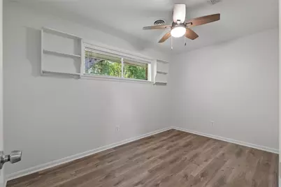 1102 Avenue C, Sweeny, TX 77480 - Photo 13