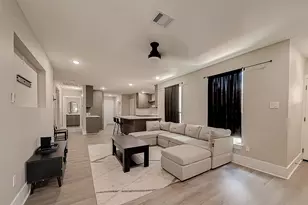 3014 Delia St, Houston, TX 77026 - Photo 7