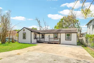 418 S Kansas St, La Porte, TX 77571 - Photo 5