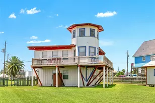 1319 Middle St, Surfside Beach, TX 77541 - Photo 1