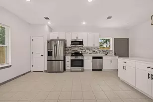 8306 Tidwell Rd, Houston, TX 77028 - Photo 3