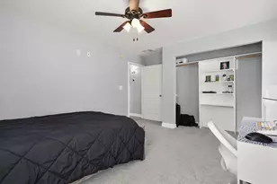 6910 Cayton St, Houston, TX 77061 - Photo 27