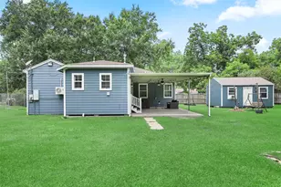 6910 Cayton St, Houston, TX 77061 - Photo 29