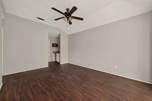 10318 Buffalo Bend Dr, Houston, TX 77064 - Photo 13