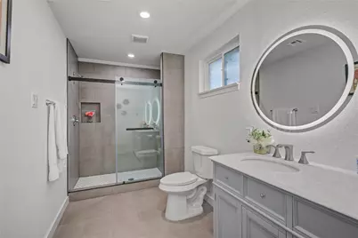 5742 Cartagena Street, Houston, TX 77035 - Photo 25