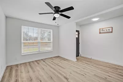 5742 Cartagena Street, Houston, TX 77035 - Photo 7