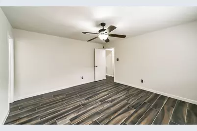 2511 Pine Cone Drive, Houston, TX 77339 - Photo 25