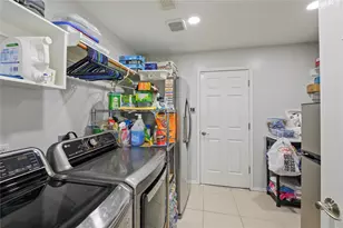 207 Fox Springs Ct, Dickinson, TX 77539 - Photo 31