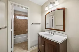 14611 Rio Pinar Cir, Houston, TX 77095 - Photo 9
