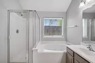 12015 Cottage Elm Ct, Houston, TX 77089 - Photo 27