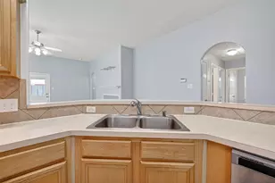 12015 Cottage Elm Ct, Houston, TX 77089 - Photo 11