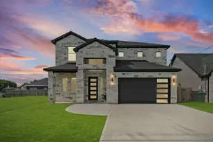 11625 N D St, La Porte, TX 77571 - Photo 1