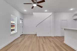 8415 Mahalia Dr, Houston, TX 77088 - Photo 11