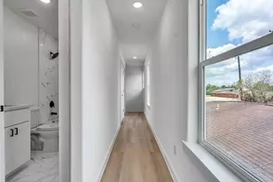 8415 Mahalia Dr, Houston, TX 77088 - Photo 3