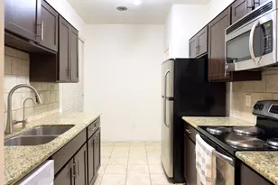 2255 Braeswood Park Dr, Houston, TX 77030 - Photo 7