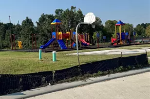 408 Cedar Chase Ct, Dayton, TX 77535 - Photo 17