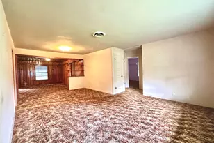 307 E Walnut Ave, Winnie, TX 77665 - Photo 3