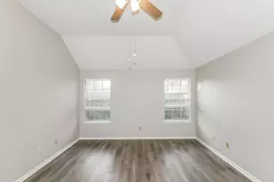 16907 Dusty Mill Dr E, Sugar Land, TX 77498 - Photo 9