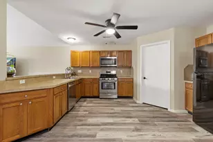 29106 Foxingham Cir, Spring, TX 77386 - Photo 13