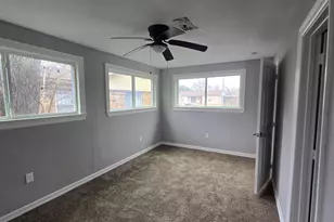 8654 Tilgham St, Houston, TX 77029 - Photo 15