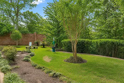 2224 S Piney Point Road #112, Houston, TX 77063 - Photo 21