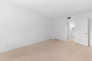 2224 S Piney Point Rd, Houston, TX 77063 - Photo 15